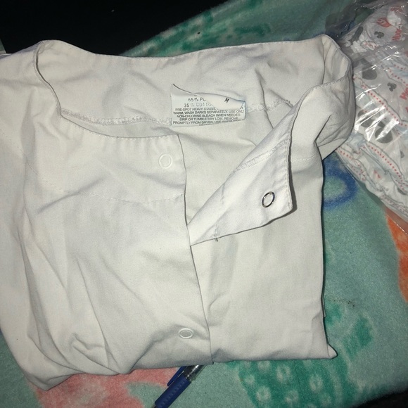 Scrub shirts and pants varies sizes S ,M,L - Picture 7 of 8